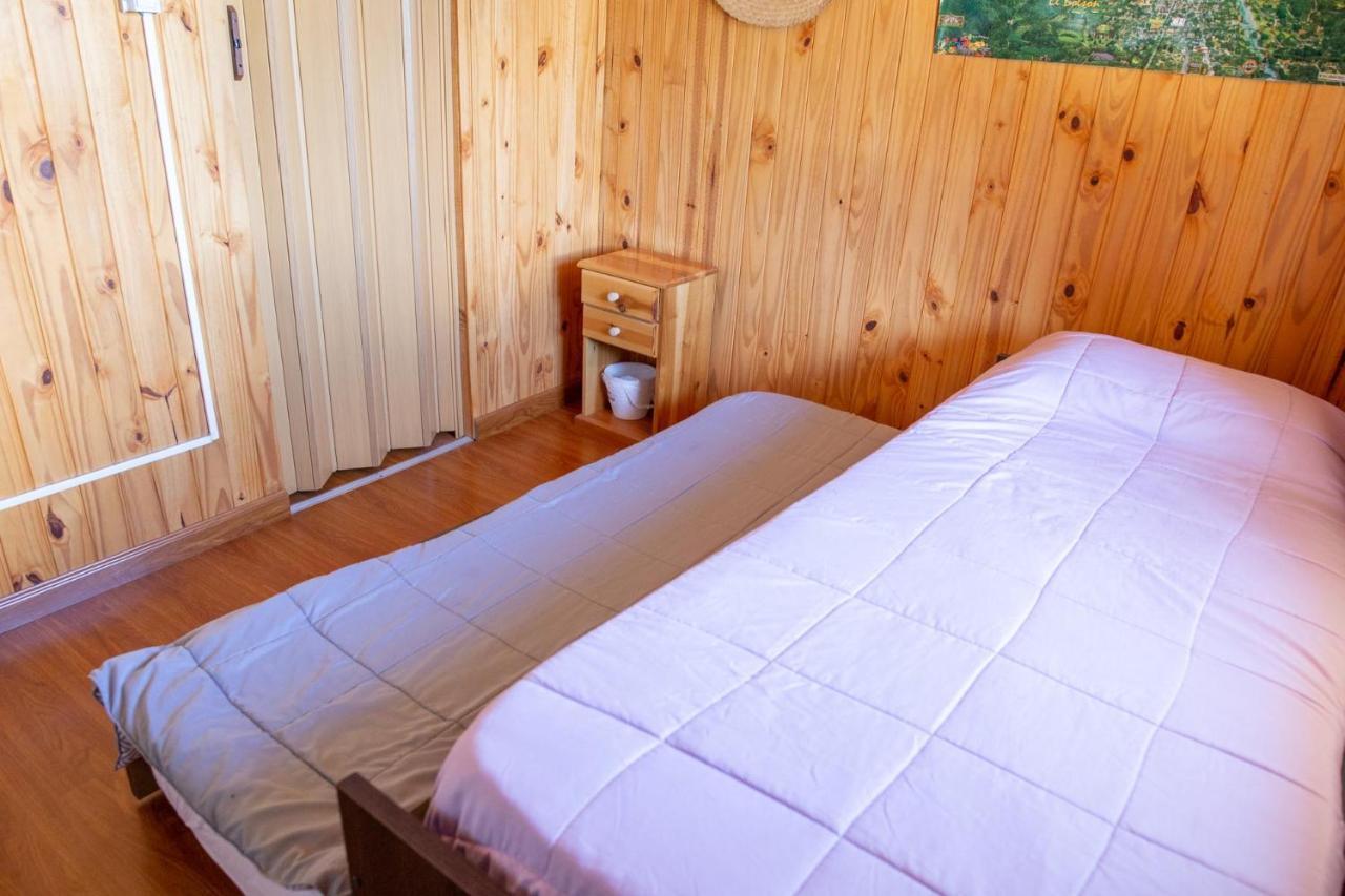 Huellas Hostel Лаго-Пуэло Экстерьер фото