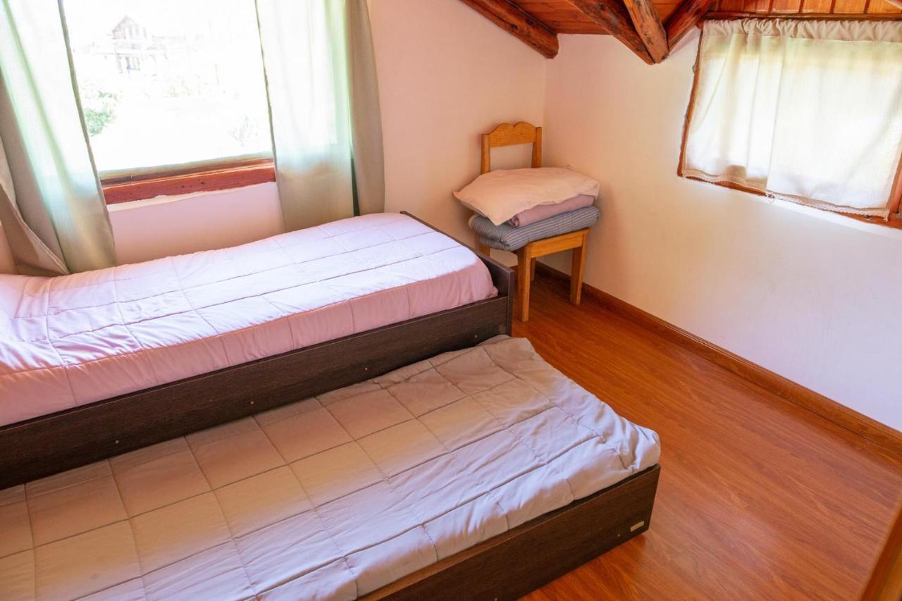 Huellas Hostel Лаго-Пуэло Экстерьер фото